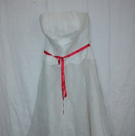 Ivory and New Red Dress - Picture 2 of 5